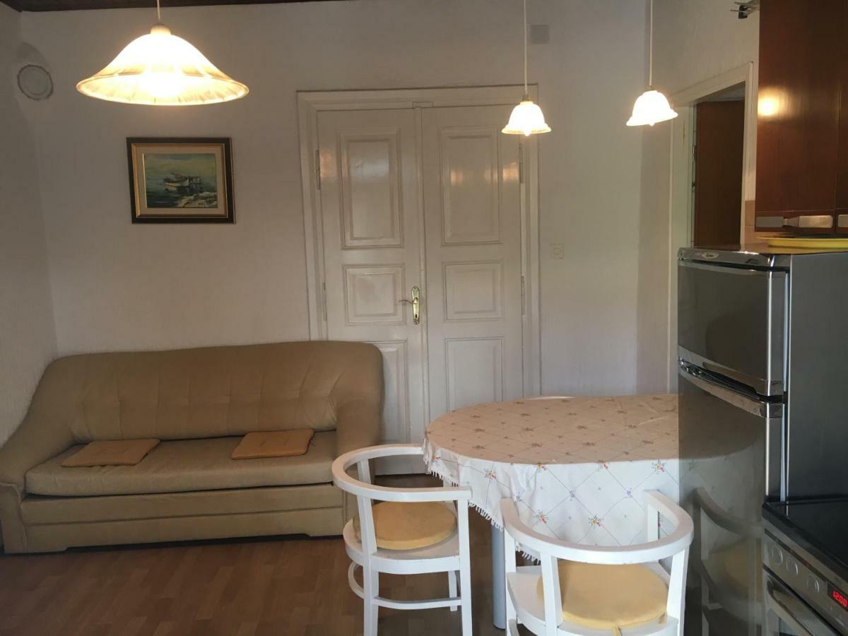 Apartment Bella สเวติยูไร ภายนอก รูปภาพ