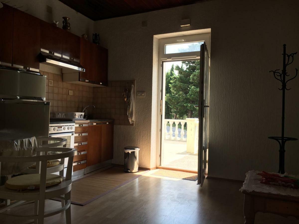 Apartment Bella สเวติยูไร ภายนอก รูปภาพ